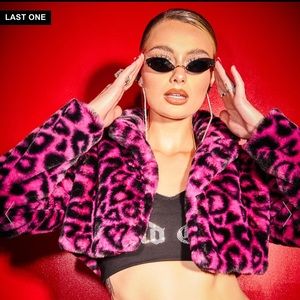 NWT DOLLSKILL CROPPED FUZZY JACKET